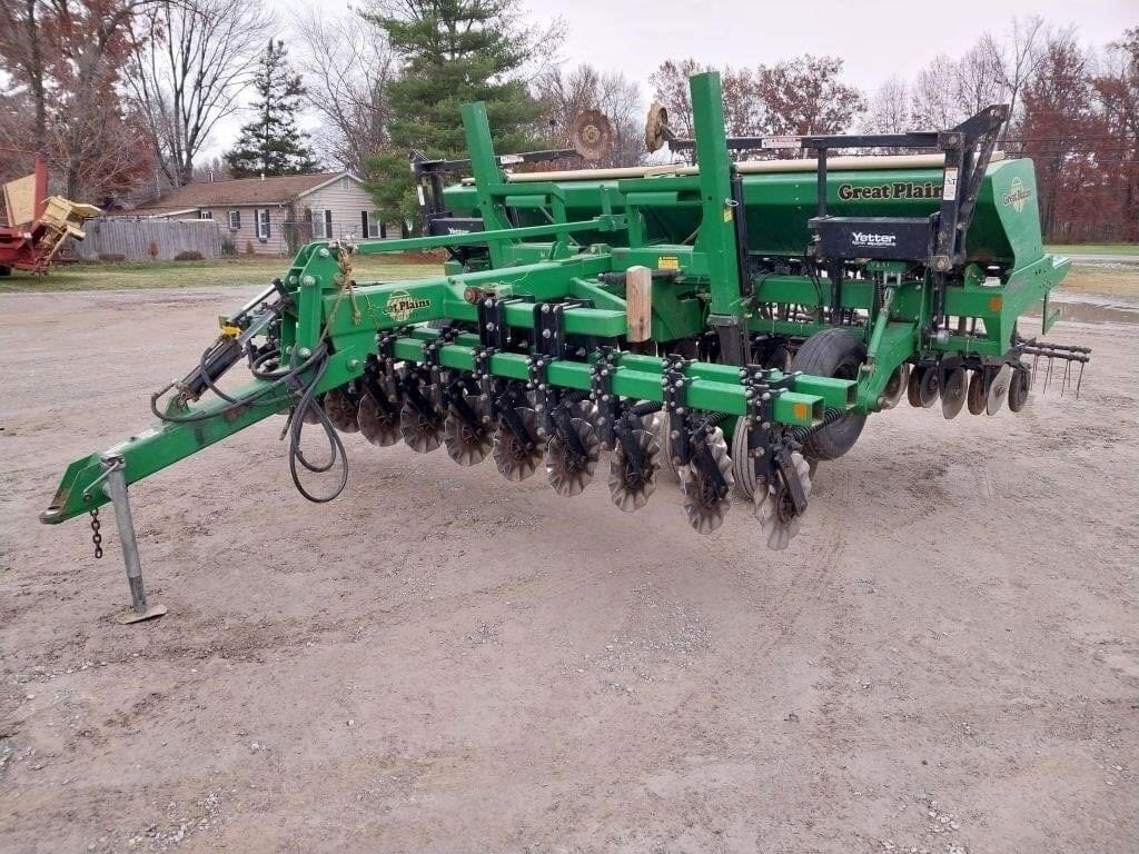 1994 Great Plains Solid Stand 1500 Equipment Image0