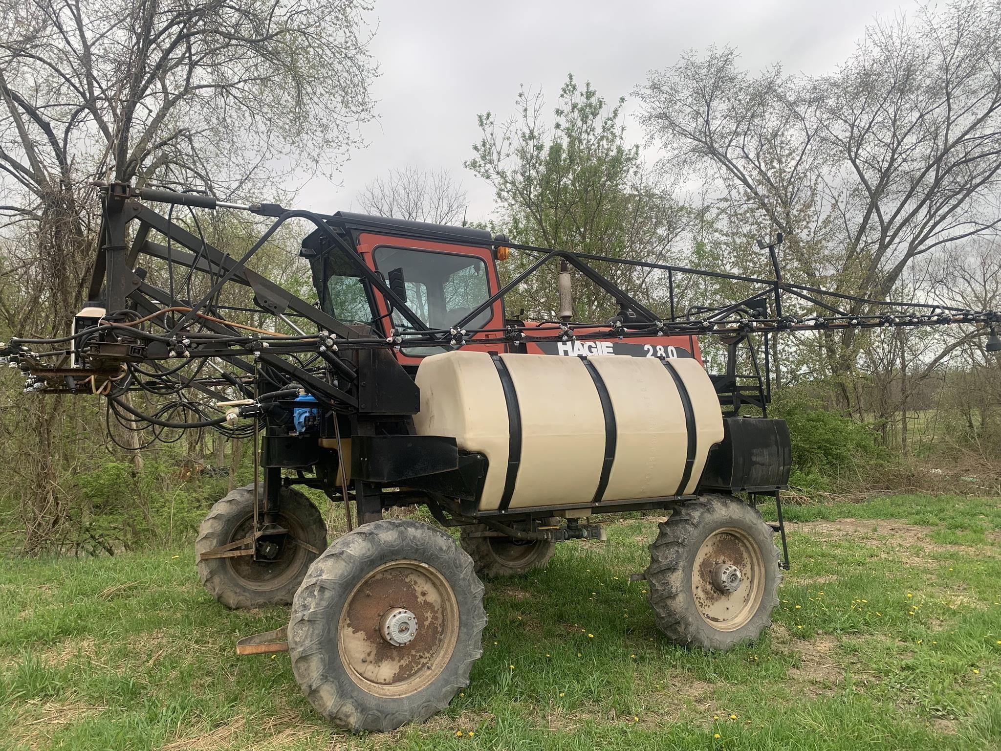 1994 Hagie 280 Equipment Image0