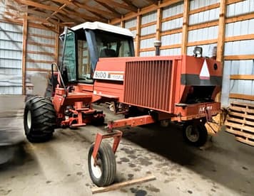 Main image Hesston 8100