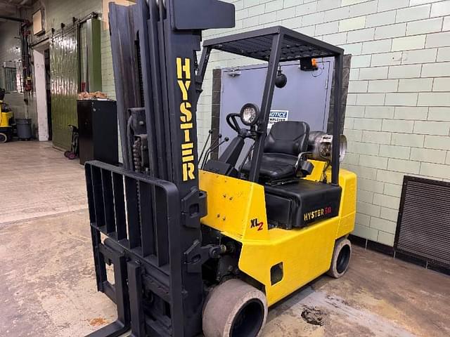 Image of Hyster S50XL equipment image 3