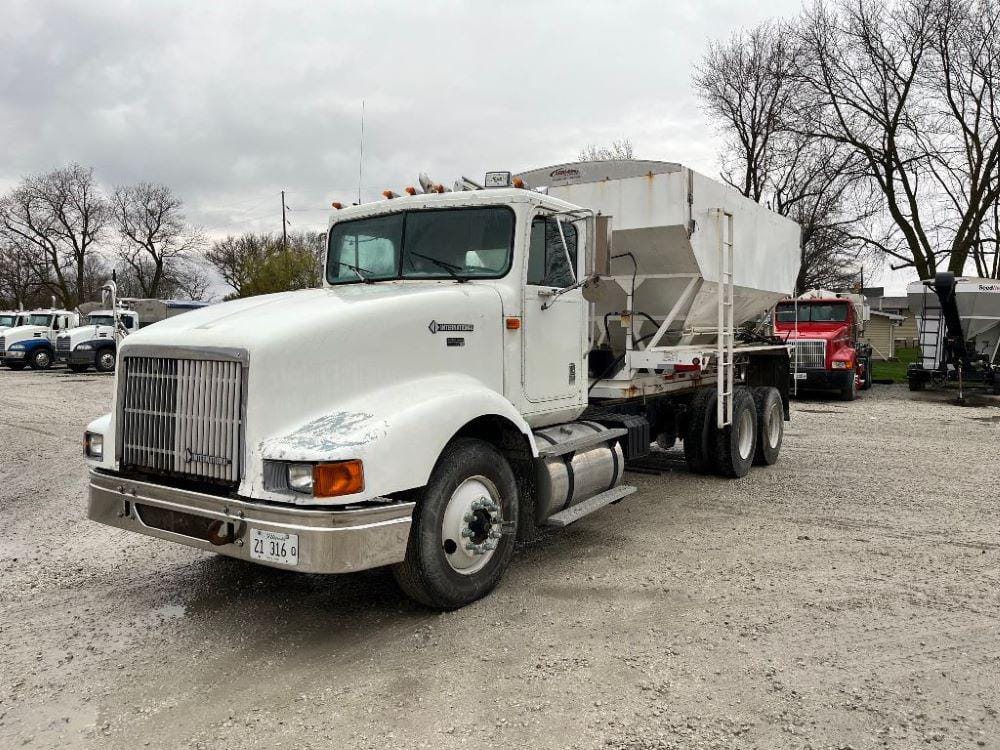 Main image International 9400