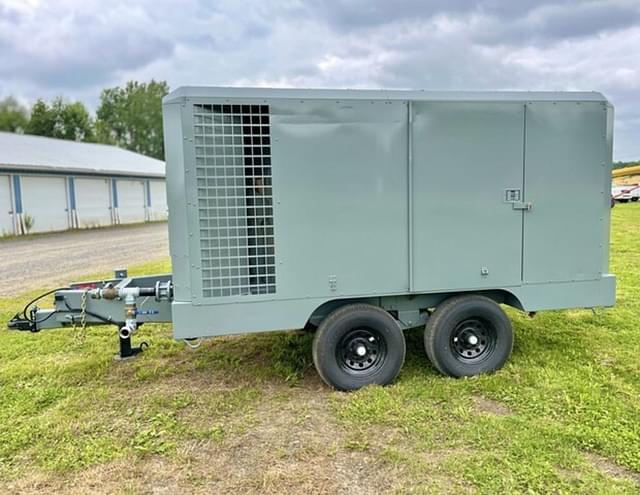 Image of Ingersoll Rand XP825 equipment image 3