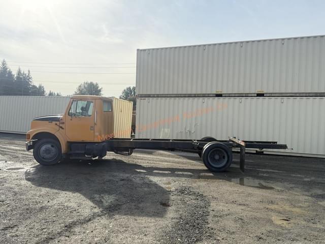 Image of International 4000 equipment image 3