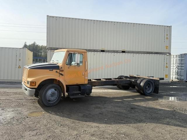 Image of International 4000 equipment image 2