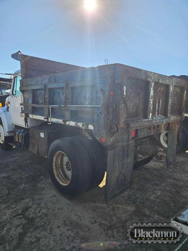 Image of International 4700 equipment image 3