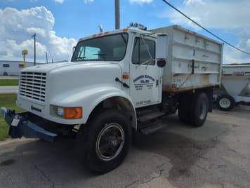 Main image International 4900