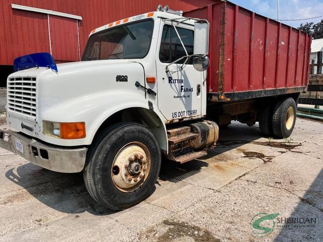 Image of International 4900 equipment image 1