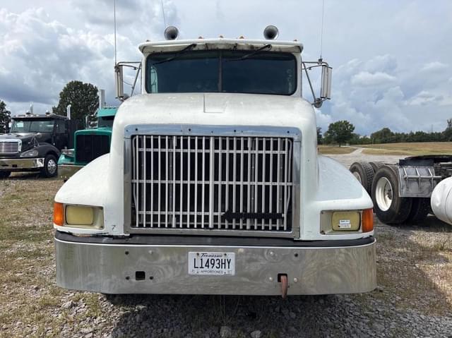 Image of International 9400 equipment image 1