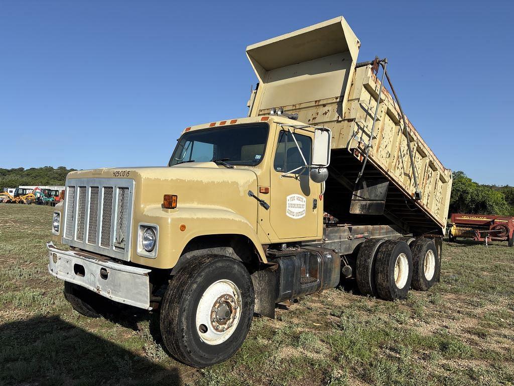 Image of International Navistar 2554 Primary image