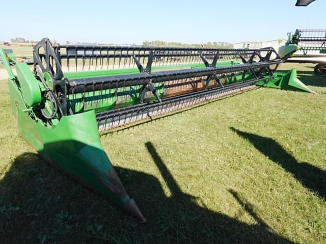 Image of John Deere 925 equipment image 2