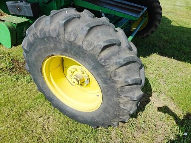 Image of John Deere 9500 equipment image 4