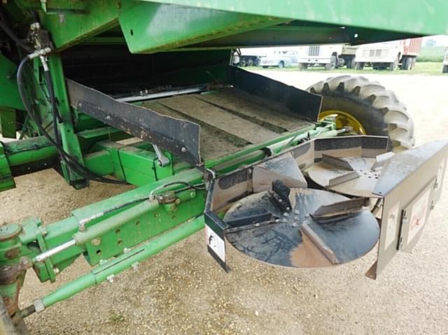 Image of John Deere 9500 equipment image 4
