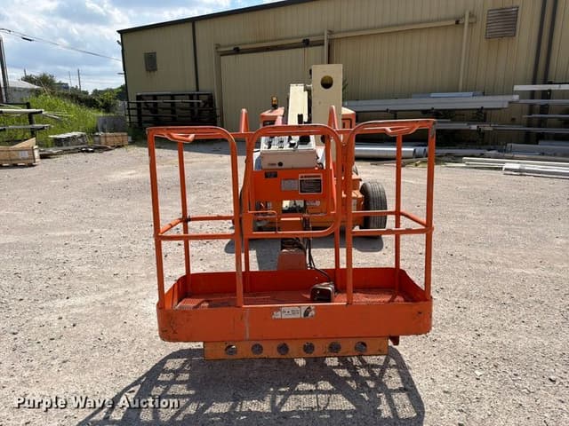 Image of JLG 40E equipment image 1