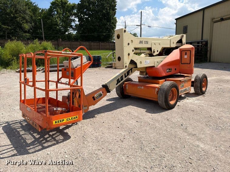 Image of JLG 40E Primary image