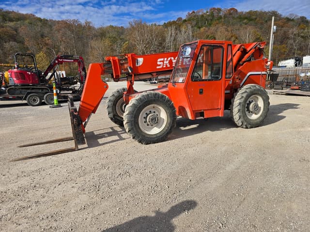 Image of JLG 8042 equipment image 4