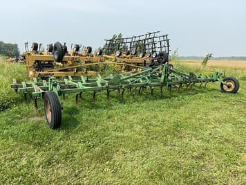 Main image John Deere Undetermined