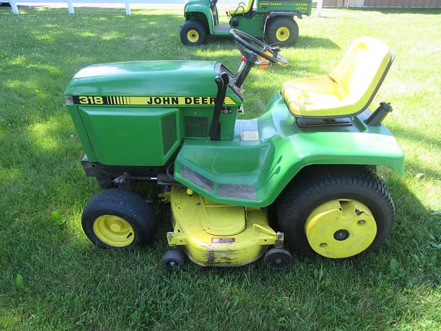 Image of John Deere 318 equipment image 4
