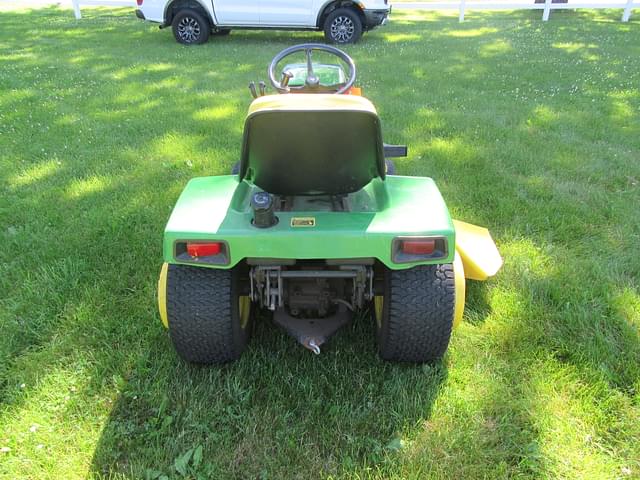 Image of John Deere 318 equipment image 3
