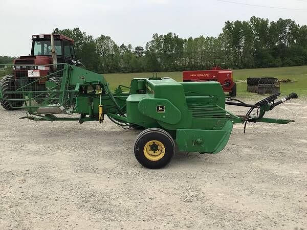 Image of John Deere 328 equipment image 4