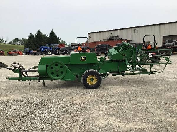 Image of John Deere 328 equipment image 3