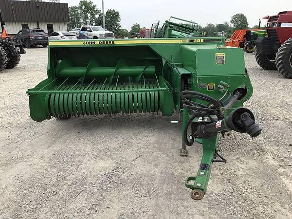 Image of John Deere 328 equipment image 2
