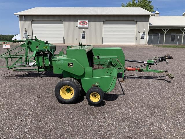 Image of John Deere 338 equipment image 2