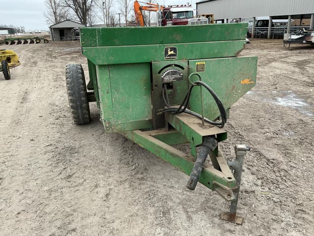 Image of John Deere 350 equipment image 2