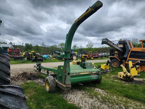 Image of John Deere 3950 equipment image 3