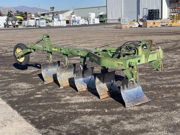 Image of John Deere 3955 equipment image 2