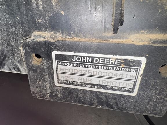Image of John Deere 425 equipment image 3