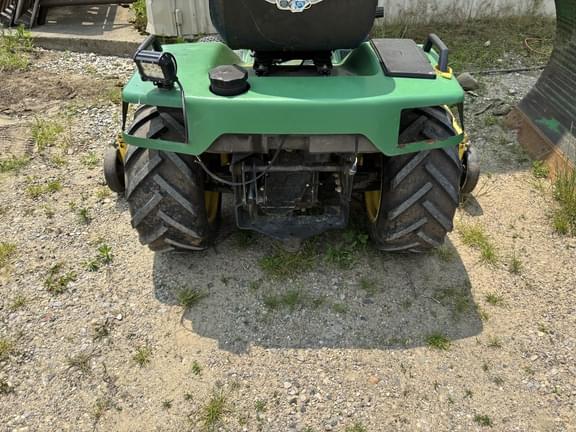 Image of John Deere 425 equipment image 1