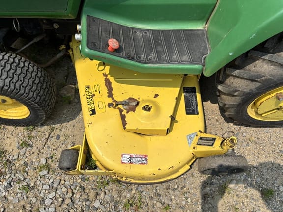 1994 John Deere 425 Equipment Image0