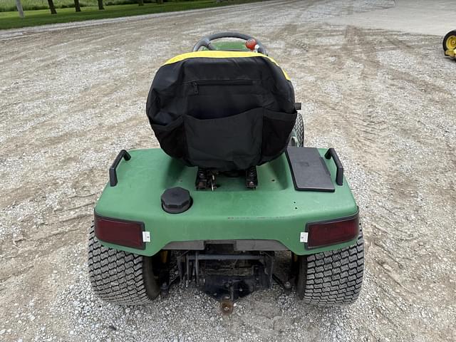 Image of John Deere 425 equipment image 2