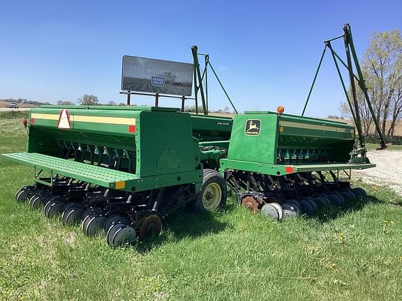 Image of John Deere 455 equipment image 3