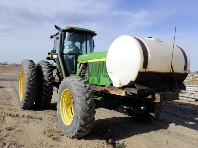 Image of John Deere 4560 equipment image 2