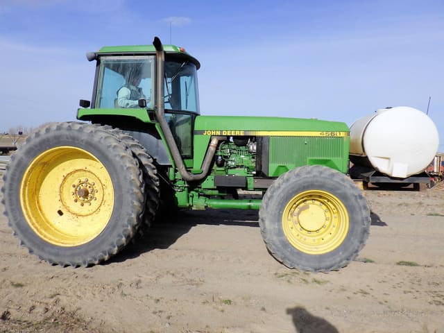 Image of John Deere 4560 equipment image 3