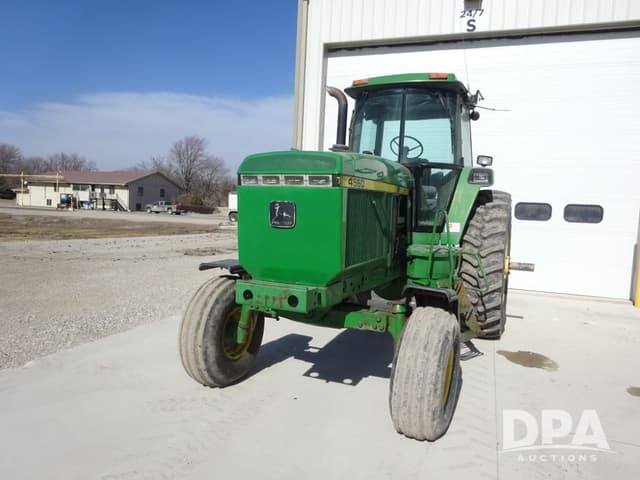 Image of John Deere 4560 equipment image 3