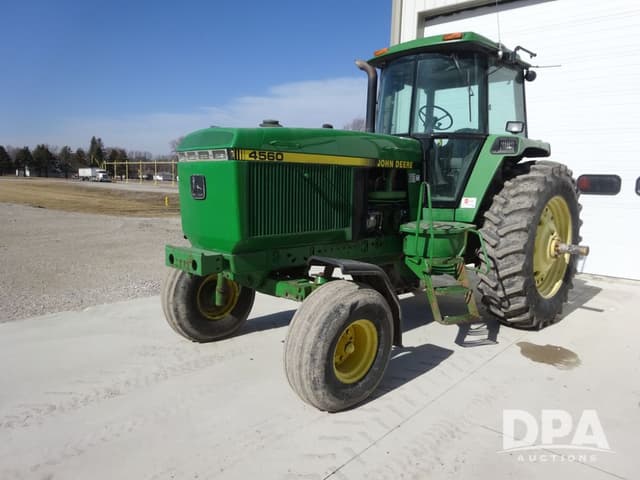 Image of John Deere 4560 equipment image 1