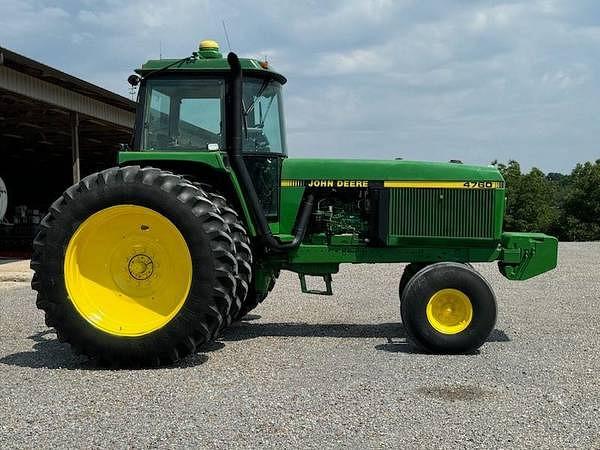 Image of John Deere 4760 Primary image