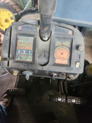 Image of John Deere 4960 equipment image 3