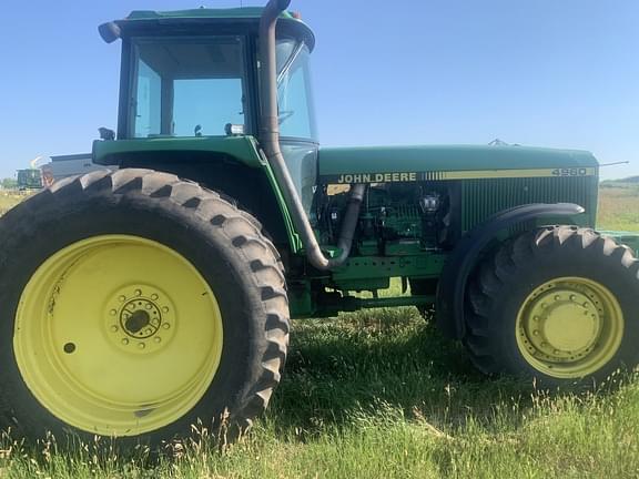 Image of John Deere 4960 equipment image 1