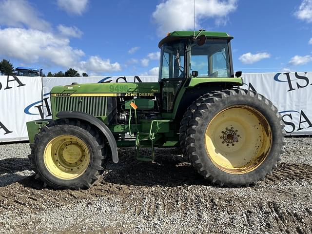 Image of John Deere 4960 equipment image 1