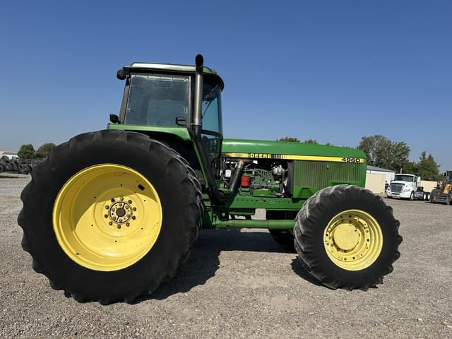 Image of John Deere 4960 equipment image 3