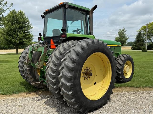 Image of John Deere 4960 equipment image 4