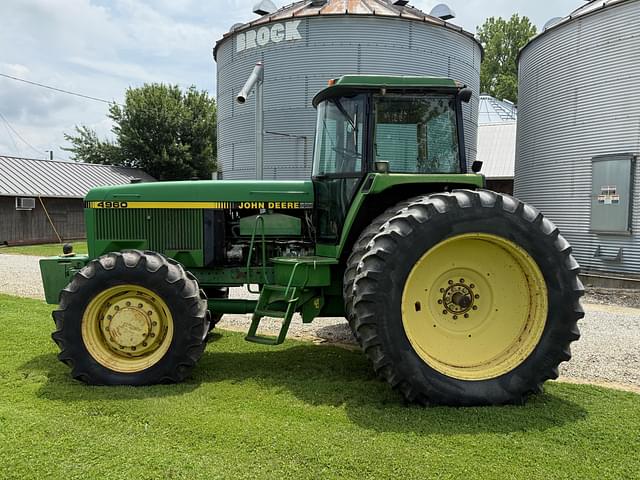 Image of John Deere 4960 equipment image 1
