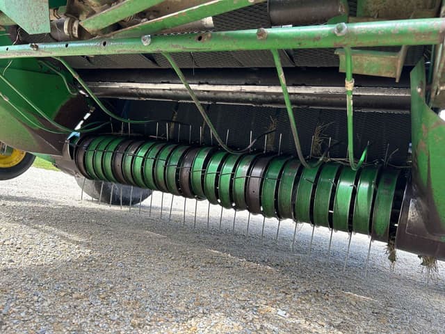 Image of John Deere 535 equipment image 4