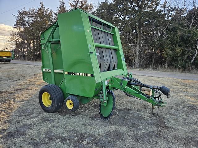 Image of John Deere 535 equipment image 1