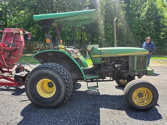 Image of John Deere 5400 equipment image 1