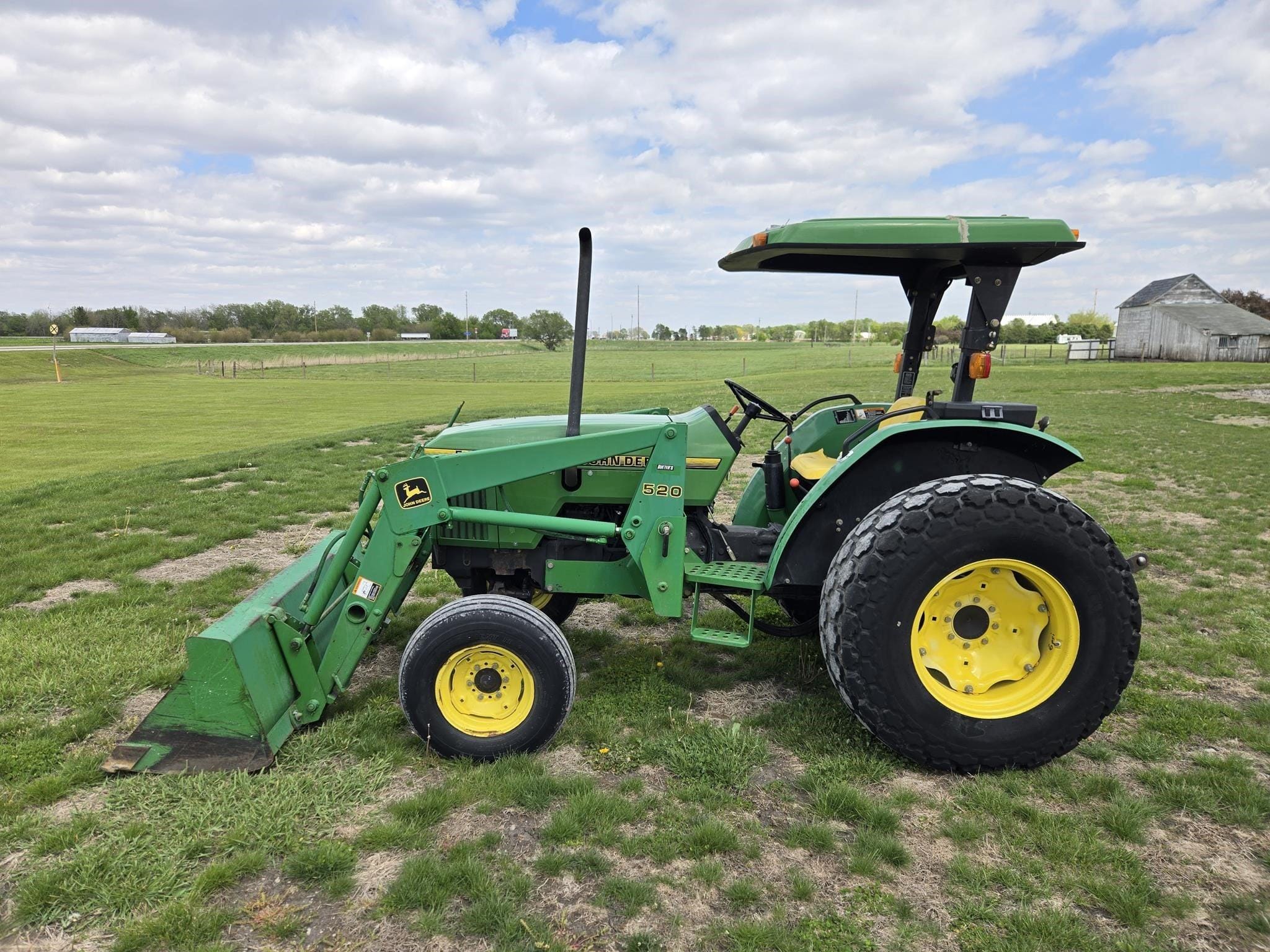 1994 John Deere 5400 Equipment Image0