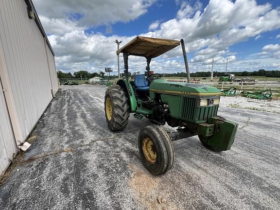 Image of John Deere 5400 equipment image 2